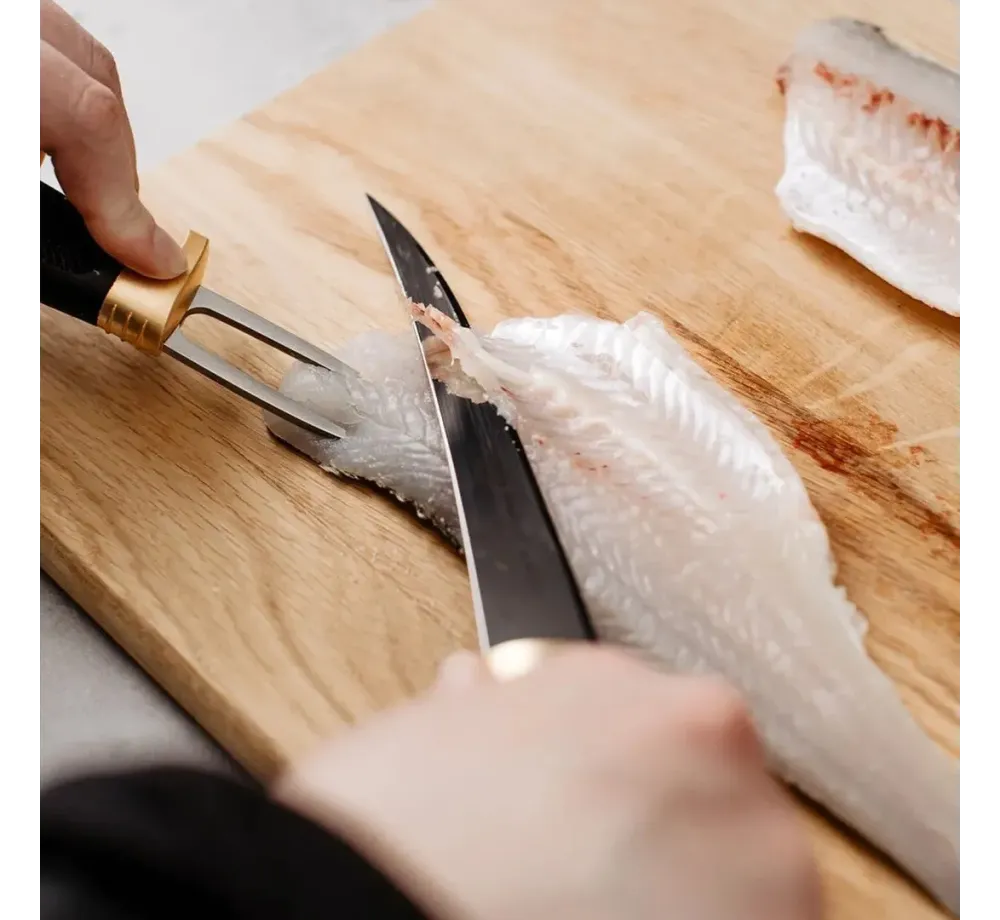 Нож Marttiini Condor Filleting Knife 19 836014, 19 см гъвкаво острие, гумена дръжка, кожена кания