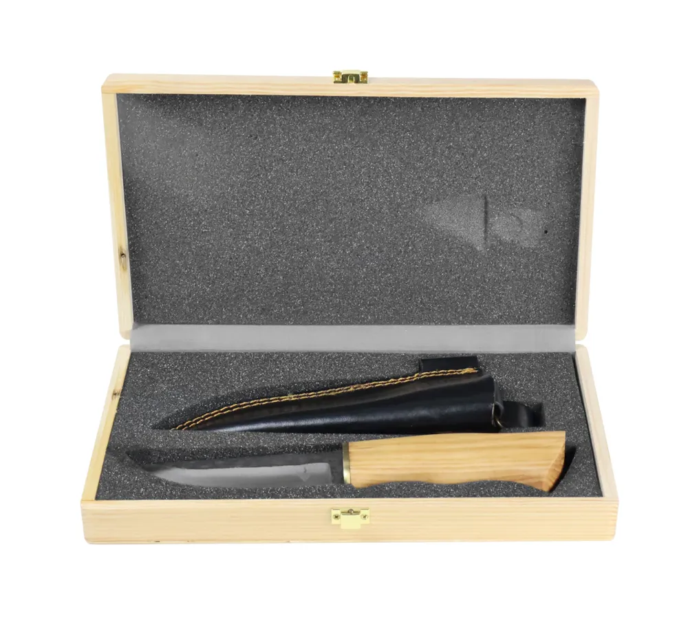Ловен нож Njord Olam Bushcraft с карбонова стомана и кожена кания